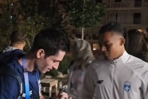 Ολυμπιακοί Αγώνες 2024: "Ναι καλησπέρα σας, εδώ πηδάνε;" - Viral ξανά το mood του Μίλτου Τεντόγλου [βίντεο] - εικόνα 2