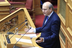 Χατζηδάκης: Οι εννέα αλλαγές που θα κάνουν καλύτερη τη ζωή των Ελλήνων το 2025 - Τι είπε για μισθούς και τράπεζες