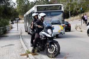 Μετέφεραν λαθραία ποτά, φυτοφάρμακα και drone από την Ουκρανία με τουριστικά λεωφορεία - Πώς δρούσε η εγκληματική οργάνωση - εικόνα 2