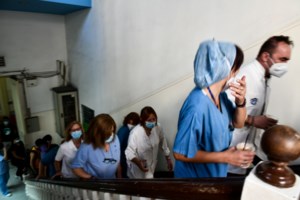 Θριάσιο: Νοσηλείες σε κοντέινερ καταγγέλλουν οι εργαζόμενοι - Τι απαντά η διοίκηση του νοσοκομείου