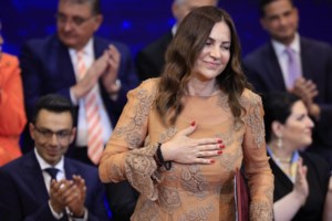 Η Βίκυ Φλέσσα μιλάει για κοπτοραπτική για τη δήλωση για τα Τέμπη: "Είναι ατομική και όχι συλλογική ευθύνη"