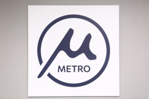 Χαμός στο Χ με το λογότυπο του Μετρό Θεσσαλονίκης - "Πλάκα Με κάνεις" - εικόνα 2