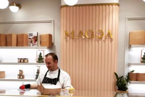 Παραμονή Χριστουγέννων: Τι ώρα κλείνουν τα καταστήματα και τα σούπερ μάρκετ - εικόνα 2