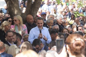 Η τακτική Μητσοτάκη για τις ευρωεκλογές: Το "σκληρό ροκ" για να κοντύνει τα ποσοστά Κασσελάκη και Ανδρουλάκη