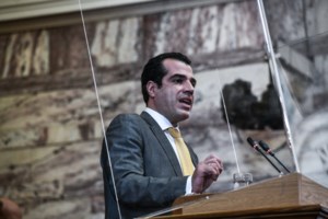 Κορονοϊός: "Είστε έγκυος ή θηλάζετε;" - Το "λάθος" στα έντυπα που συμπληρώνονται στα εμβολιαστικά κέντρα