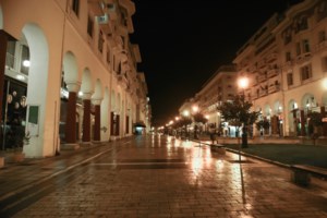 Κορονοϊός: "Μαύρη ημέρα" για την Ελλάδα - Στους 600 οι νεκροί, 32.752 τα κρούσματα