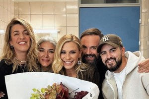 Κατερίνα Καραβάτου: Μετά τον θάνατο της μητέρας μου έχω αισθανθεί τεράστια μοναξιά - Τι είπε για την προσωπική της ζωή [βίντεο] - εικόνα 2