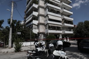 Πυροβολισμοί μεταξύ αδελφών στην Κηφισιά - Πληροφορίες για έναν τραυματία