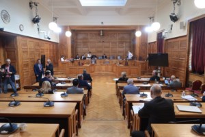 Εξεταστική ΟΠΕΚΕΠΕ: "Δεν δέχτηκα πίεση, δεν ασχολήθηκα με καταγγελίες" κατέθεσε ο Βαλμάς - "Δηλαδή ήσασταν μαϊντανός;" - εικόνα 2