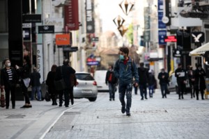 Πώς κινήθηκε ο τζίρος των καταστημάτων τις δύο πρώτες ημέρες των εκπτώσεων