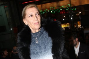 Θρηνεί το θέατρο: Πέθανε η γνωστή ηθοποιός Άννα Πολυτίμου - εικόνα 2