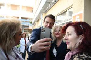 Ολομέτωπη επίθεση Ανδρουλάκη σε Μητσοτάκη: Είστε ένοχος για το παρακράτος των υποκλοπών