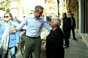 Άφαντοι μοναχοί και ηγούμενος κατά την επίσκεψη Μητσοτάκη στο Μέγα Σπήλαιο - "Αντίποινα" για τον γάμο των ομοφυλόφιλων - εικόνα 3