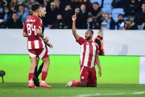 Ολυμπιακός - Ρέιντζερς 1-1: Ασύλληπτη γκολάρα από τον Ελ Κααμπί αλλά δεν ήταν αρκετή [βίντεο]