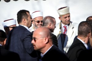 Διπλωματικές πηγές: "Υποκριτική" η στάση της Τουρκίας- Διορίζει μουφτήδες και κατηγορεί την Ελλάδα γιατί...τους διορίζει