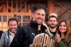 Η Κυριακή Κατσογρεσάκη της "Φαρμας" θαυμάζει το Κολοσσαίο