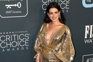 Η Αν Χάθαγουεϊ είπε αντίο στα signature μακριά μαλλιά της [εικόνες] - εικόνα 6