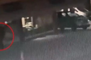 Δολοφονία στη Γλυφάδα: Ράκος η σύντροφος του θύματος και μητέρα του δολοφόνου -  Τι αποκάλυψε η δικηγόρος της