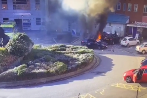 Θεσσαλονίκη - "Expendables 4": Οι αστέρες του Χόλιγουντ ξετρελάθηκαν με τον μουσακά, τα γιουβαρλάκια και τα γεμιστά