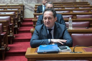 Και ο Καράογλου της ΝΔ τα βάζει με τον Τσάφο - "Είναι άσχετος από πολιτική, ο ανασχηματισμός πήγε στράφι" [βίντεο]