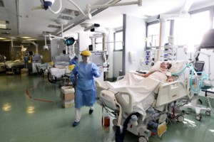 Κορονοϊός: 800 τεστ σε ταξιδιώτες που επέστρεψαν στα λιμάνια Πειραιά και Ραφήνας