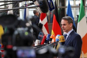 Η ΝΔ καλωσόρισε το πρώην στέλεχος του ΠΑΣΟΚ, Σπύρο Καρανικόλα - "Ενώνω τις δυνάμεις μου με τον Κυρ. Μητσοτάκη"