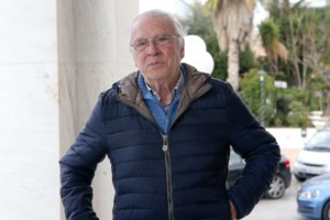 Έξαλλος ο Ρουμενίνγκε με ρατσιστικό σχόλιο προπονητή της ακαδημίας