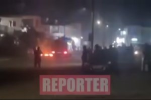 Χάος στη Λεμεσό: 5 τραυματίες, 13 συλλήψεις και μεγάλες ζημιές σε διαδήλωση κατά των μεταναστών [βίντεο]