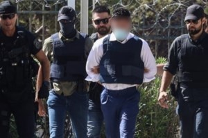 Ψυχικό: Δεν βρέθηκαν ίχνη πυρίτιδας στα γάντια του 44χρονου – Αναμένονται τα αποτελέσματα για το μπουφάν του