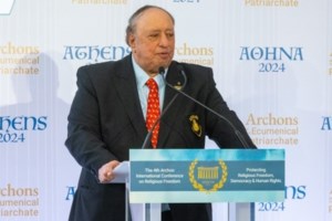 Τροπολογία ΠΑΣΟΚ για περιορισμό των τραπεζικών χρεώσεων και διαφάνεια στα επιτόκια των δανείων