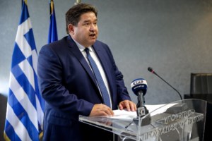 Καρφιά Θεοδωρικάκου για τον απερχόμενο Διοικητή Εσωτερικών Υποθέσεων: "Δεν με ενημέρωνε ούτε στοιχειωδώς"