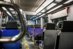 Προαστιακός: Πιο χαμηλές ταχύτητες και πιο αραιά δρομολόγια- Αύξηση κατά 35% των επιβατών τη 2η μέρα