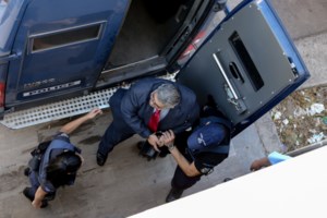 Ετοίμαζαν εξέγερση στις Φυλακές Κορυδαλλού και Χανίων;- Βρήκαν φαλτσέτες, σουβλιά, οικοδομικά εργαλεία [Εικόνες] - εικόνα 2