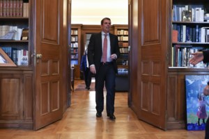 Καιρίδης για τροπολογία: Υπάρχει κίνδυνος να μην μαζευτούν ελιές, να χάσουμε ενάμισι δισ. από έλλειψη εργατών γης - εικόνα 2