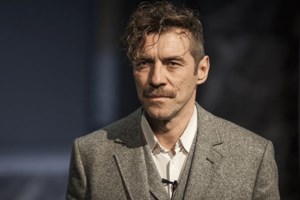 Άγριες Μέλισσες: Το Διαφάνι κάνει τεστ κορονοϊού - Ο μεγάλος φόβος των ηθοποιών παρά τα δρακόντεια μέτρα ασφαλείας - εικόνα 3