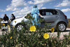 Κορονοϊός: Άνοιξε η πλατφόρμα εμβολιασμού για τις ηλικίες 70-74 - Ακολουθούν οι 65-69