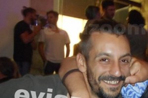 Άλιμος: "Λαμπάδιασε" αυτοκίνητο στη Λεωφόρο Ποσειδώνος