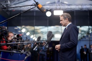 Βουδαπέστη: Άτυπη συνάντηση Μητσοτάκη με Ερντογάν, Χριστοδουλίδη και Ράμα - Η συζήτηση για τη μεγάλη νίκη του Τραμπ