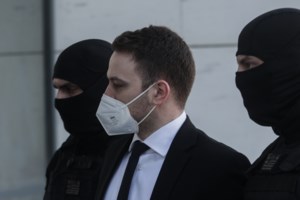 Αναγνωστόπουλος: Ποια γυναίκα δηλώνει θαυμάστριά του - Το γράμμα που του έστειλε - εικόνα 2