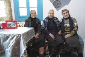 Χίος: Εκατοντάδες γυναίκες έτρεξαν για την Ημέρα της Γυναίκας [εικόνες, βίντεο]