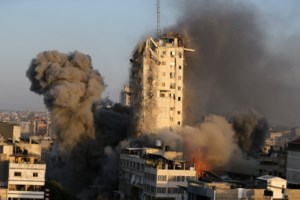 Μαίνονται οι συγκρούσεις στη Λωρίδα της Γάζας: Το Ισραήλ επιστρατεύει ακόμη 9.000 εφέδρους - εικόνα 4