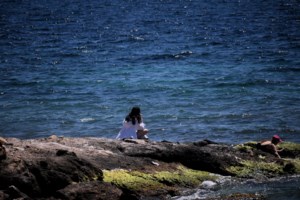 Παλαιό Φάληρο: Εξελίξεις με το νεκρό κοριτσάκι - Αναζητείται γυναίκα που φέρεται να το συνόδευε μέσα σε καρότσι - Τι δείχνουν δύο βίντεο - εικόνα 2