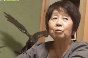 "Εδώ έζησε η Νταϊάνα": Τιμητική πλακέτα στο διαμέρισμα που έζησε πριν παντρευτεί τον Κάρολο [Εικόνες] - εικόνα 5