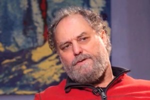 Τι ρόλο παίζουν τα αντιβιοτικά στην αύξηση θανάτων από κορονοϊό