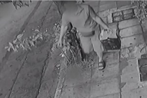 Το απίστευτο οπλοστάσιο του 61χρονου "ψεκασμένου" που έβαλε βόμβα στην Τεκτονική Στοά [εικόνες] - εικόνα 17