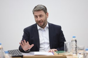 Ανδρουλάκης στον ΣΚΑΪ: "Προσπαθούν να μας εμφανίσουν ως λαϊκιστές αυτοί που έχουν καταδικάσει τη χώρα σε φθορά" [βίντεο]