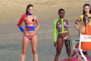 Το ελληνικό Πάσχα της Χάιντι Κλουμ: Τσούγκρισε αυγά και απόλαυσε τα ελληνικά έθιμα - εικόνα 4