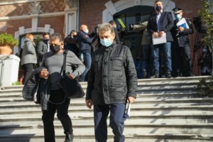 Εξαδάκτυλος: Είχα κόπωση και μυικούς πόνους - Πήρα και κολχικίνη - εικόνα 2