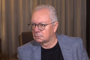 Μίμης Αδρουλάκης στο ΤheΤOC: Ο Τσίπρας διεκδικεί τέταρτη ευκαιρία, χωρίς να έχει διαβεί προηγουμένως την έρημο - εικόνα 2