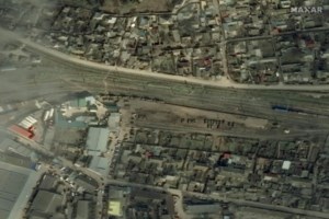 "Ψυχρός πόλεμος" στην Ουκρανία: Επιθέσεις καταγγέλλουν οι αυτονομιστές - Μετακινούν βομβαρδιστικά οι Ρώσοι - Νέα παρέμβαση Μπάιντεν